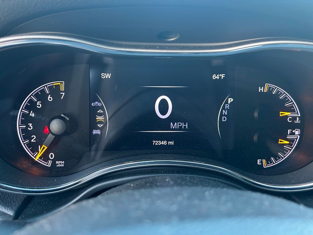 Thumbnail: 2018 Jeep Grand Cherokee - 22