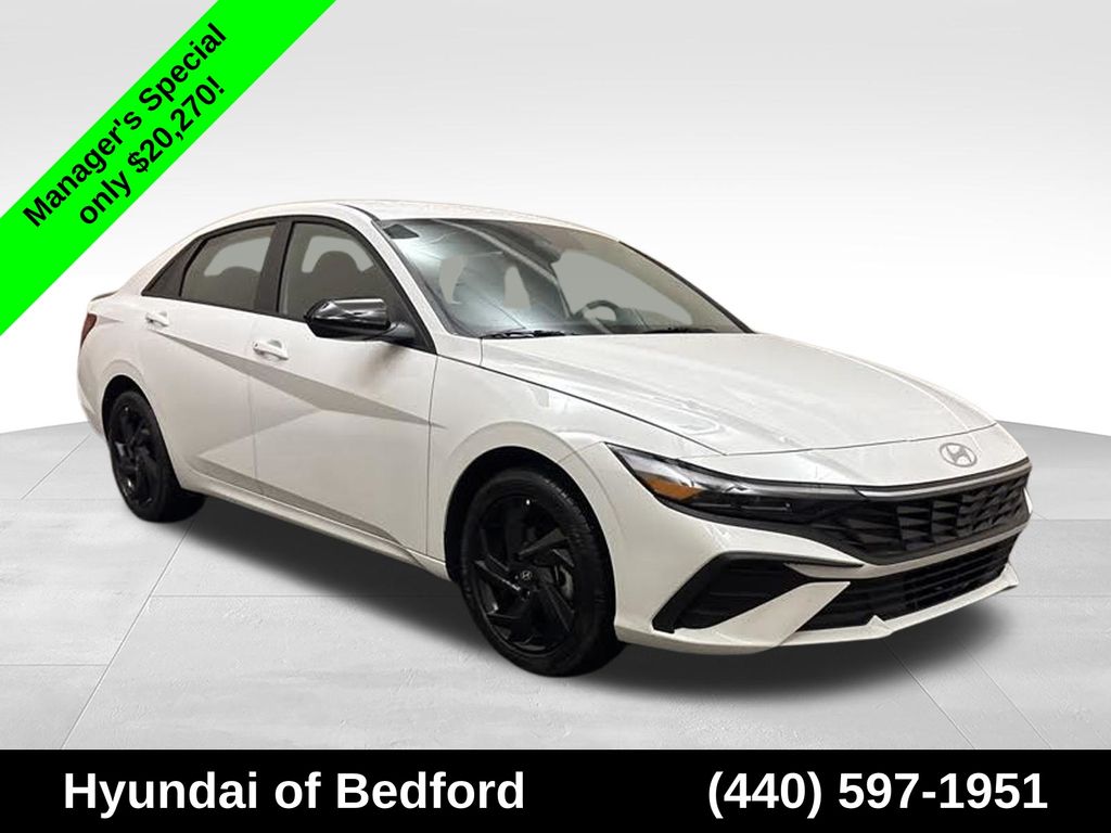 2026 Hyundai Elantra SEL Sport - Image 3