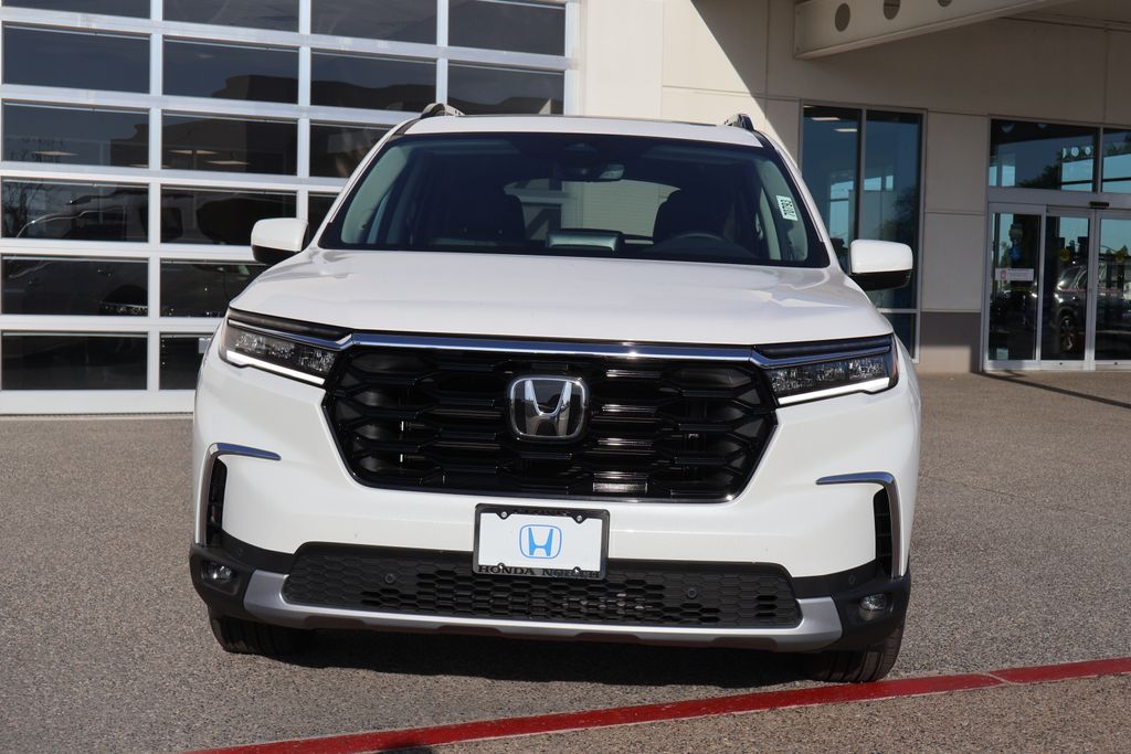 2025 Honda Pilot Touring 2