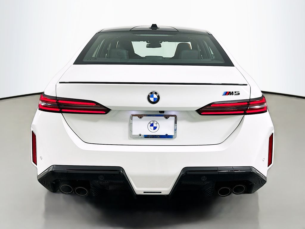 Thumbnail: 2026 BMW M5 - 6