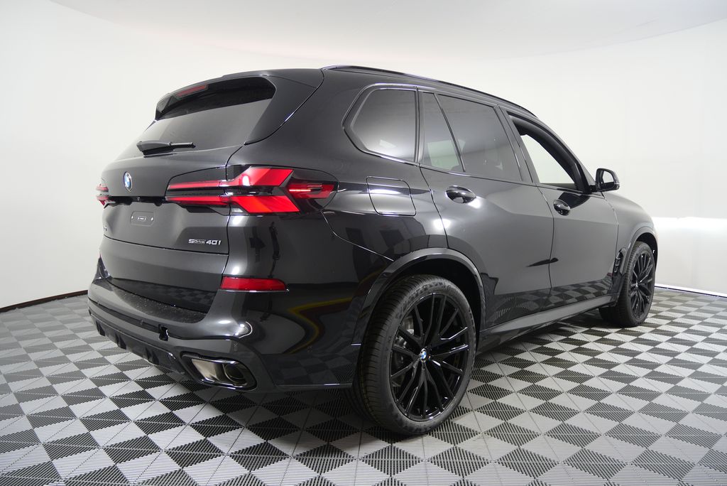 Thumbnail: 2026 BMW X5 - 3