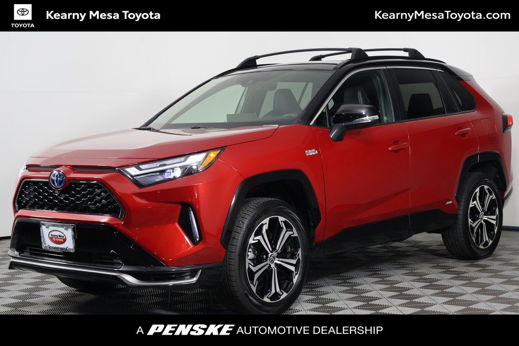 Thumbnail: 2022 Toyota RAV4 - 1