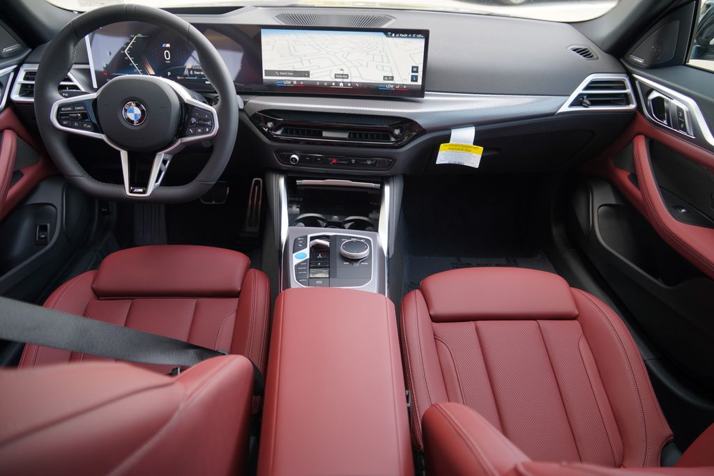 Thumbnail: 2026 BMW i4 - 13
