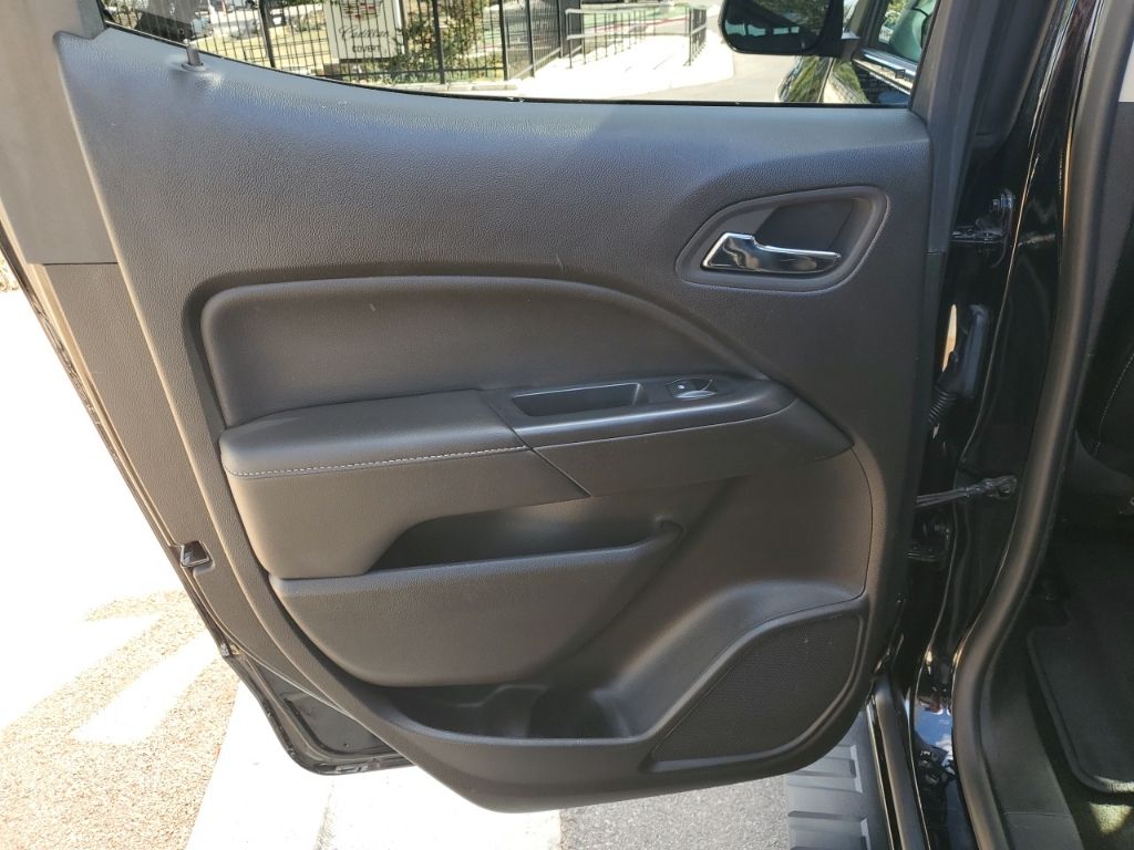 Used Car 2017 Gmc Canyon  Denali For Sale Under $30,000 In Austin, Texas