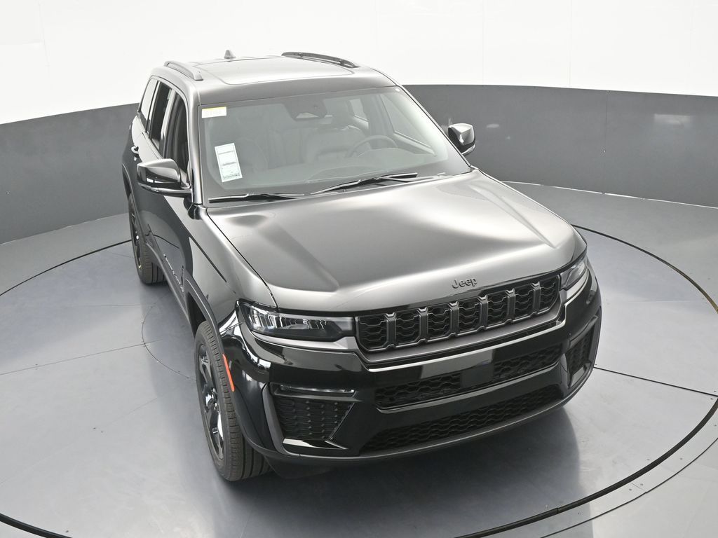 New 2026 Diamond Black Crystal Pearlcoat Jeep Limited image 49