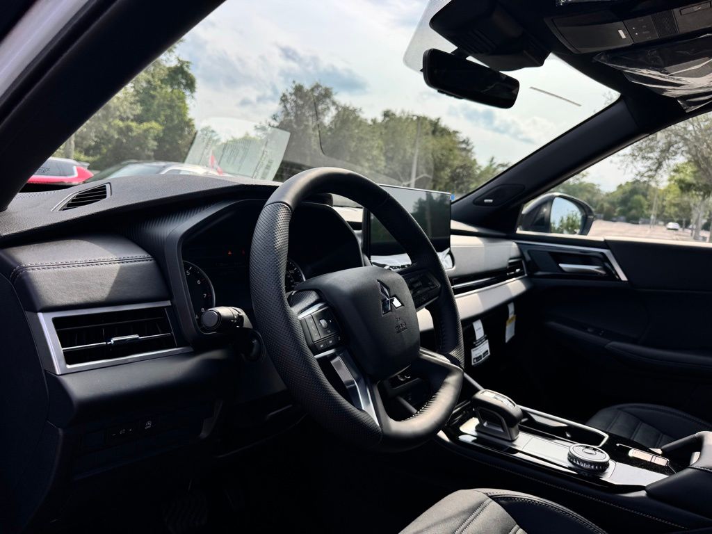 New 2026 Mitsubishi Outlander SUV