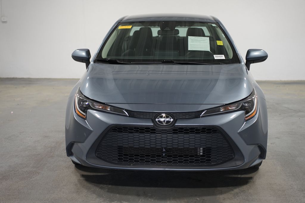 2022 Toyota Corolla LE 2