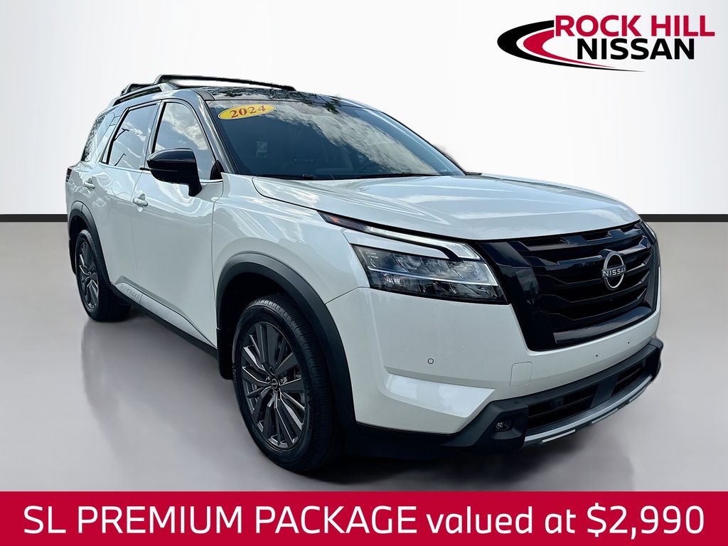 Pearl White Tricoat/Super Black 2024 Nissan Pathfinder SL FWD SUV / Crossover Front-Wheel Drive 9-Speed Automatic