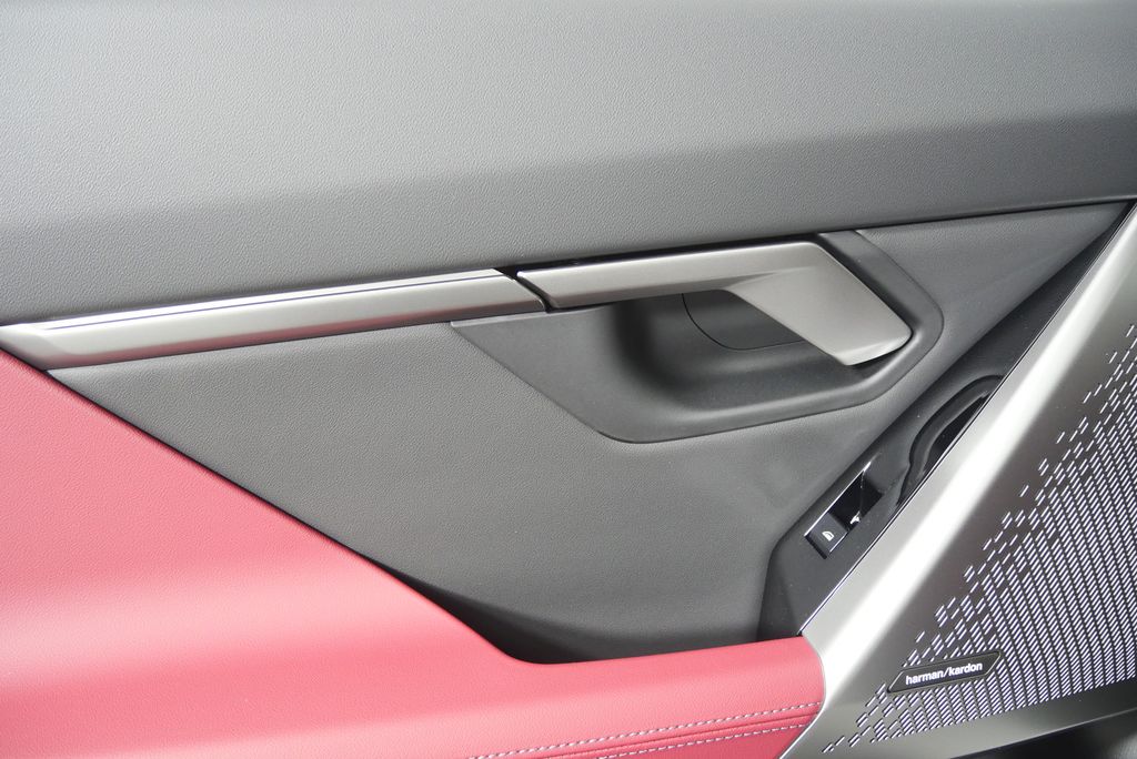 Thumbnail: 2026 BMW 5 Series - 14