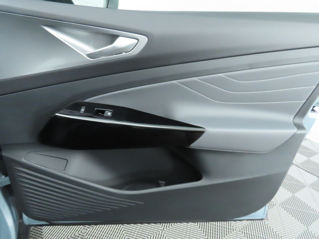 2025 Volkswagen ID.4 Pro S 26