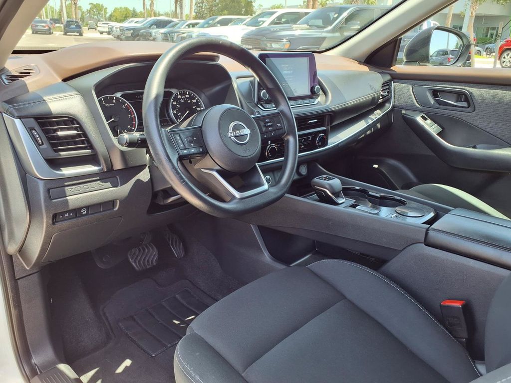Used 2023 Nissan Rogue SUV