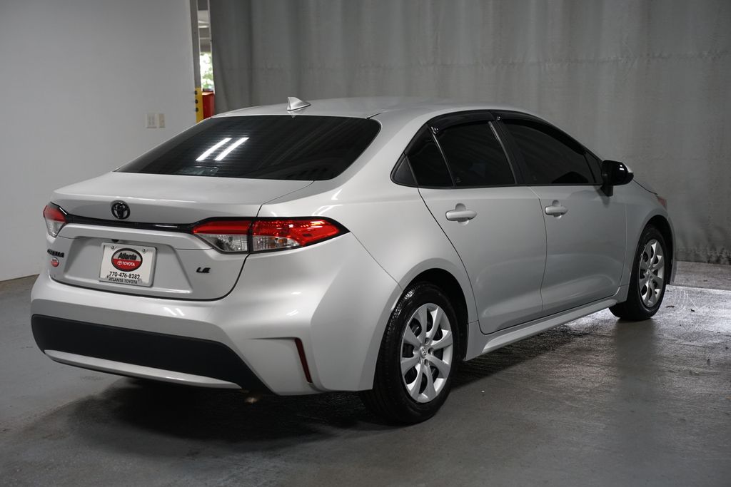 Thumbnail: 2022 Toyota Corolla - 9