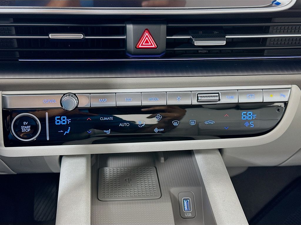 Thumbnail: 2025 Hyundai Ioniq 6 - 14