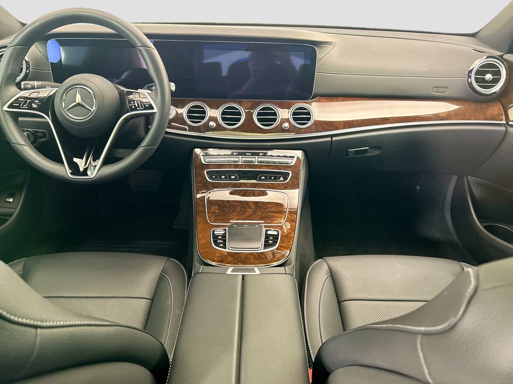 Thumbnail: 2023 Mercedes-Benz E-Class - 13