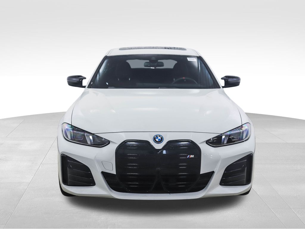 Thumbnail: 2025 BMW i4 - 8