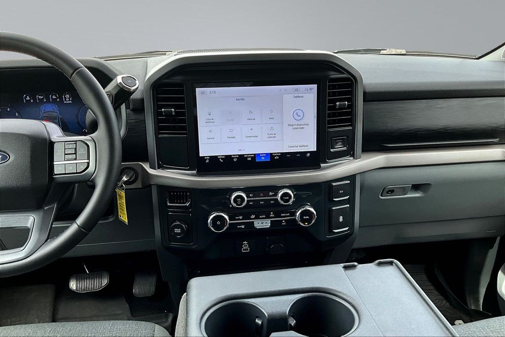 2025 Ford F-150 XLT - 9