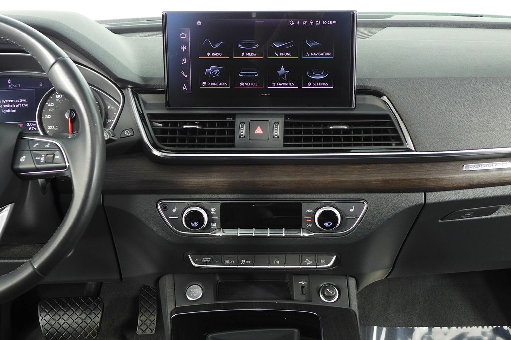 Thumbnail: 2023 Audi Q5 - 26
