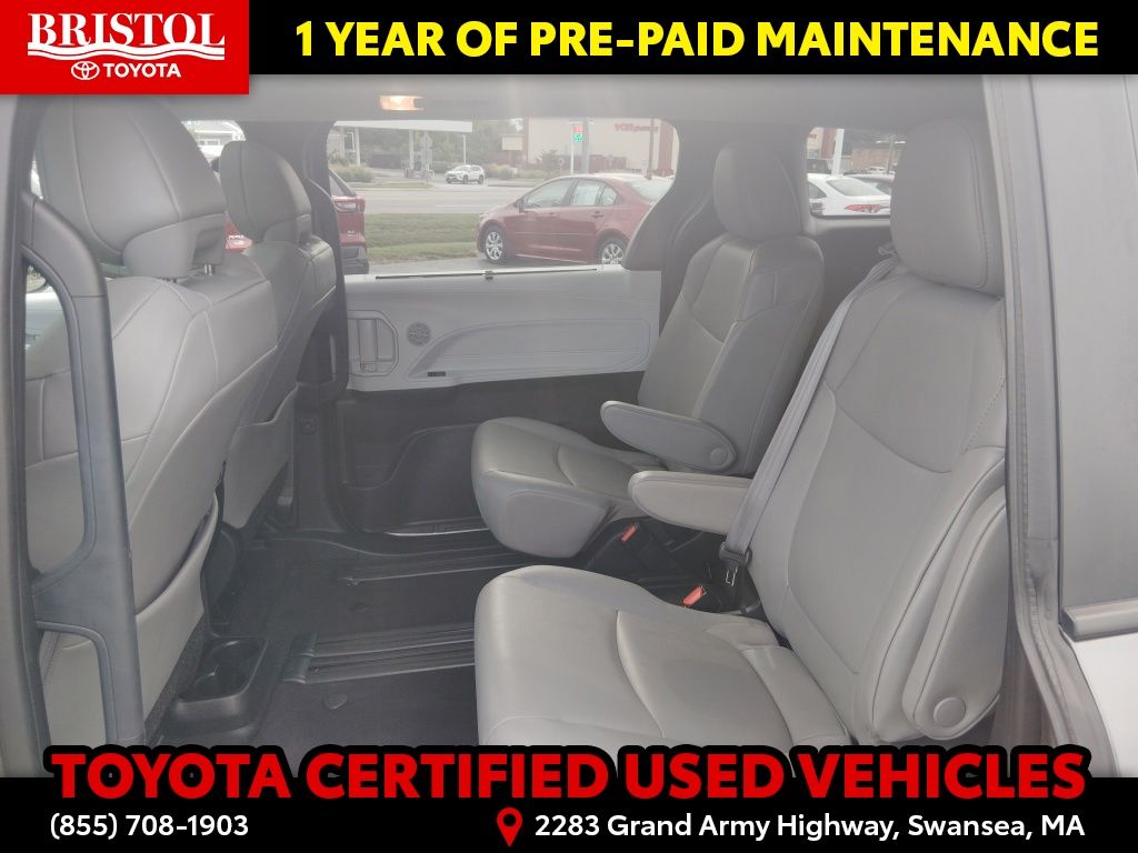 Used 2025 Toyota Sienna Van