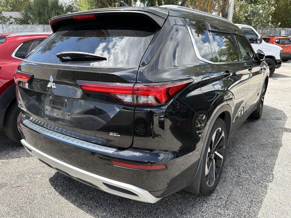 used 2022 Mitsubishi Outlander car, priced at $23,822
