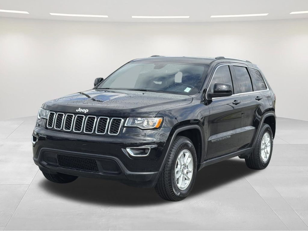 Diamond Black Crystal Pearlcoat 2020 Jeep Grand Cherokee Laredo E 4WD SUV / Crossover Four-Wheel Drive 8-Speed Automatic