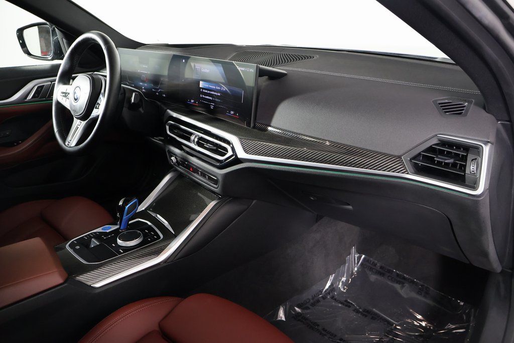 Thumbnail: 2023 BMW i4 - 9