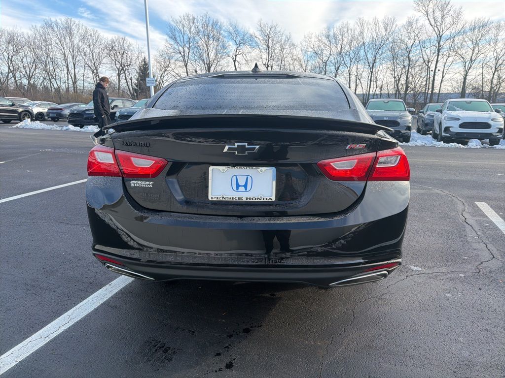 Thumbnail: 2022 Chevrolet Malibu - 4