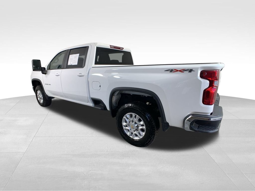 2022 Chevrolet Silverado 2500HD LT 4