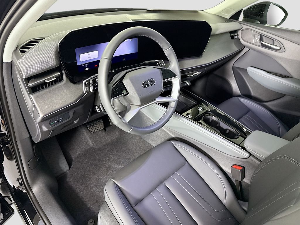 Thumbnail: 2026 Audi Q3 - 10