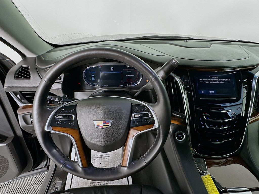 2018 Cadillac Escalade Premium Luxury 11