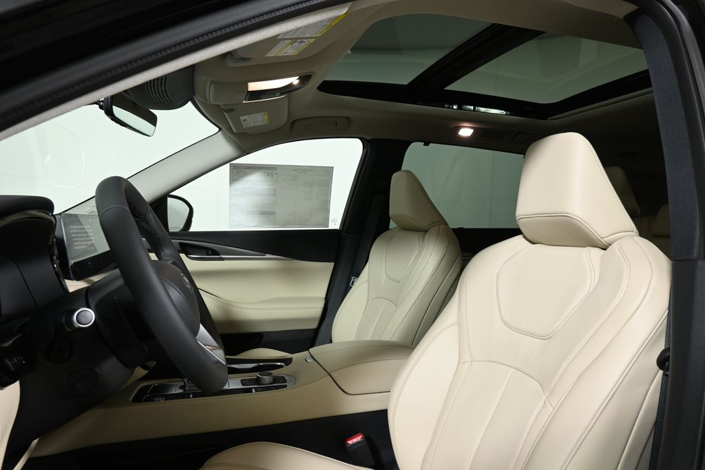 2025 INFINITI QX60 Luxe 13