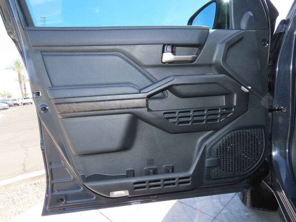 2024 Toyota Tacoma Limited 23