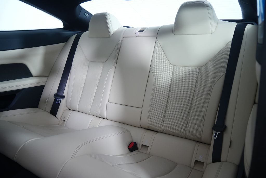 Thumbnail: 2026 BMW 4 Series - 13