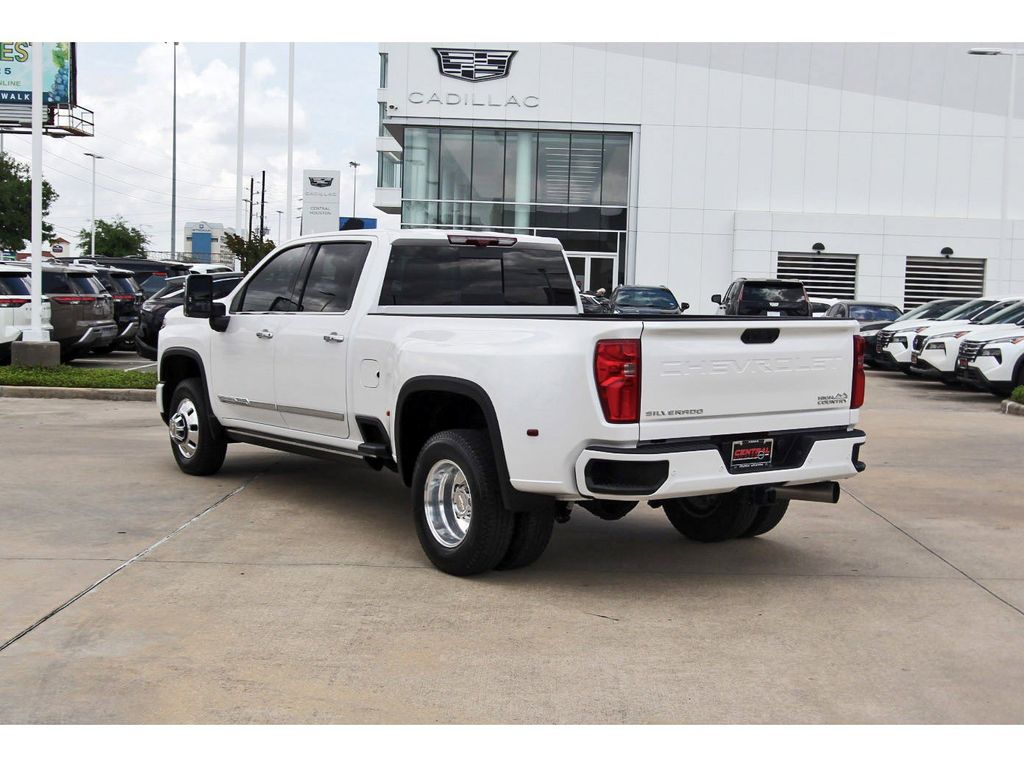 2025 Chevrolet Silverado 3500HD High Country - 3