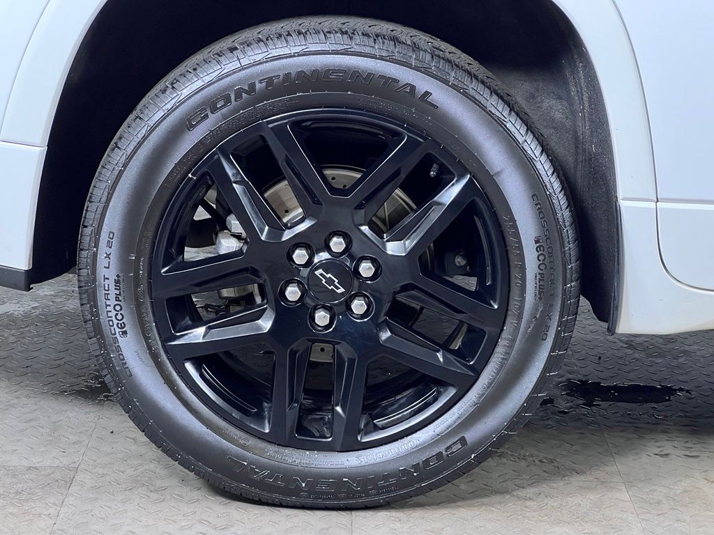 Used 2020 White Chevrolet Premier image 13