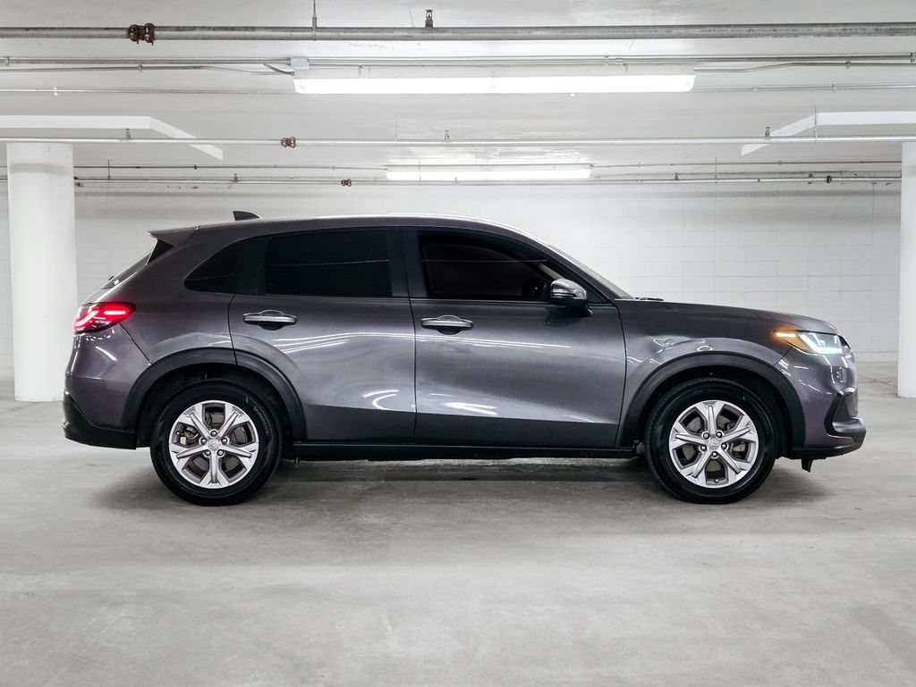 2025 Honda HR-V LX 17