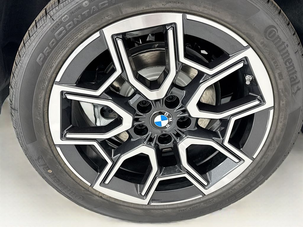 Thumbnail: 2026 BMW X1 - 32