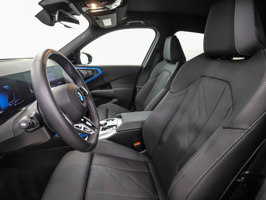 Thumbnail: 2025 BMW X3 - 11