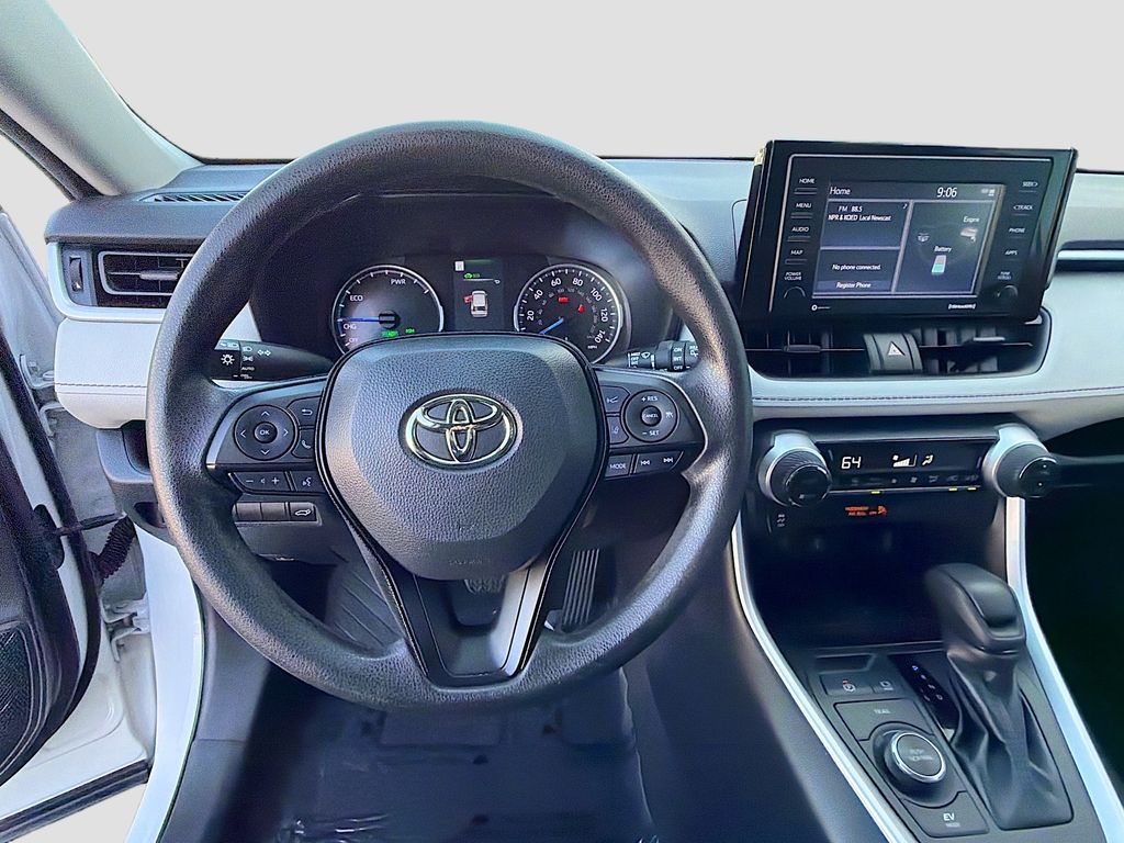 Thumbnail: 2022 Toyota RAV4 - 11