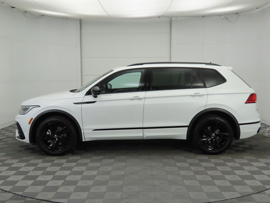 2024 Volkswagen Tiguan SE R-Line Black 9