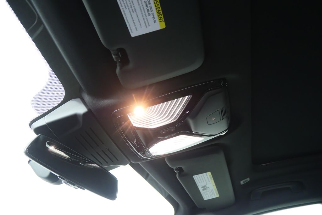 Thumbnail: 2026 BMW X5 - 21