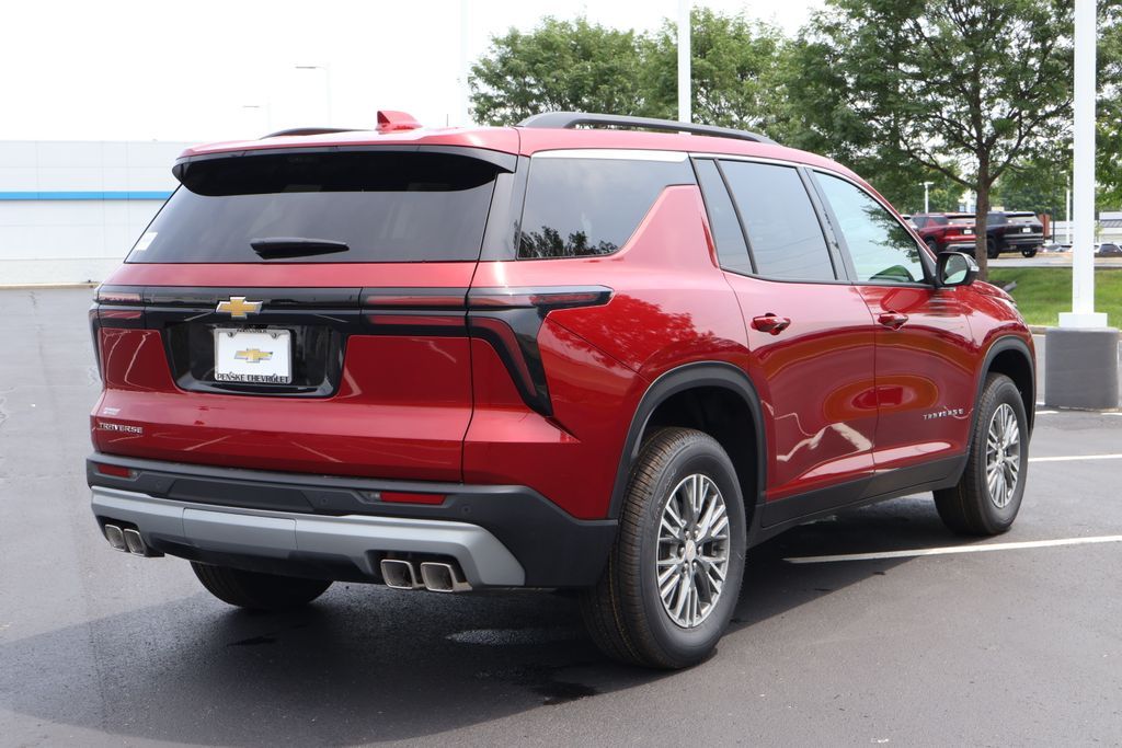 Thumbnail: 2027 Chevrolet Traverse - 8
