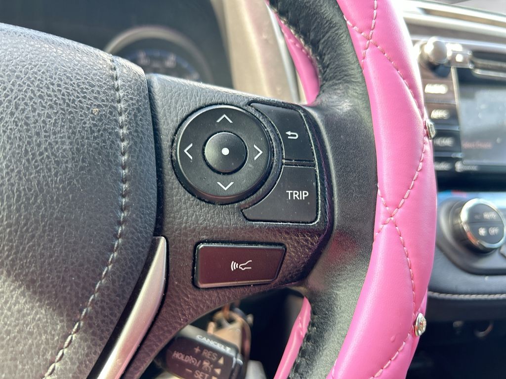 Thumbnail: 2017 Toyota RAV4 - 16