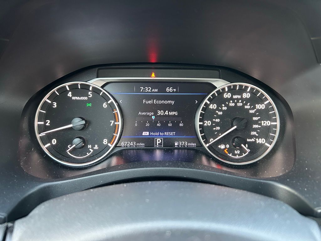 Thumbnail: 2020 Nissan Altima - 23