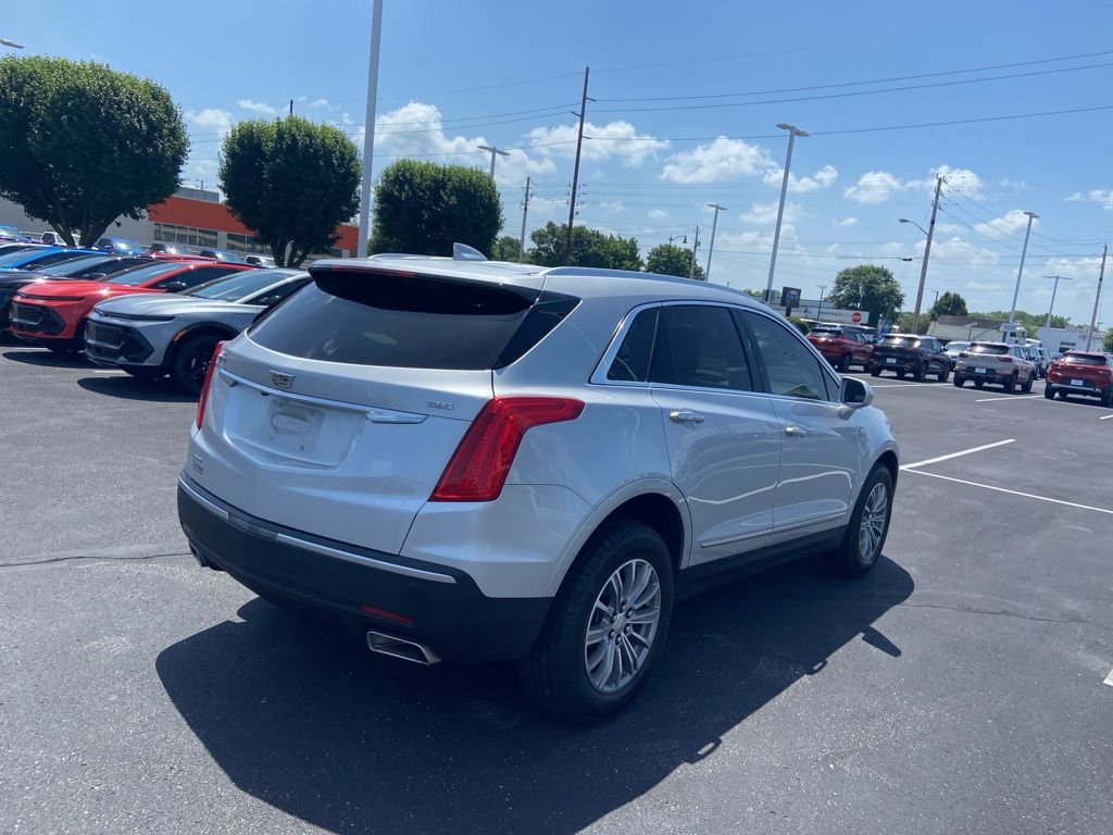 Thumbnail: 2018 Cadillac XT5 - 5