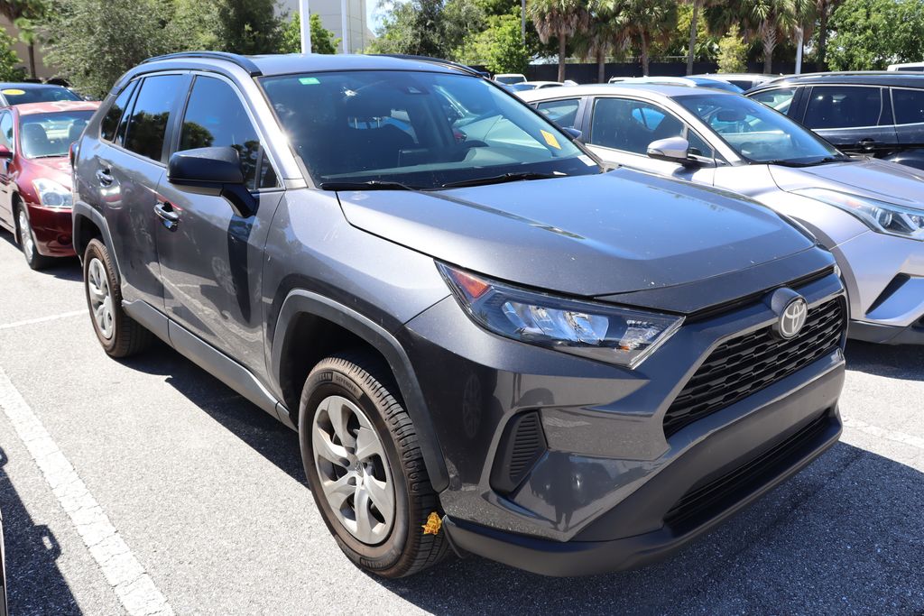 Thumbnail: 2021 Toyota RAV4 - 6