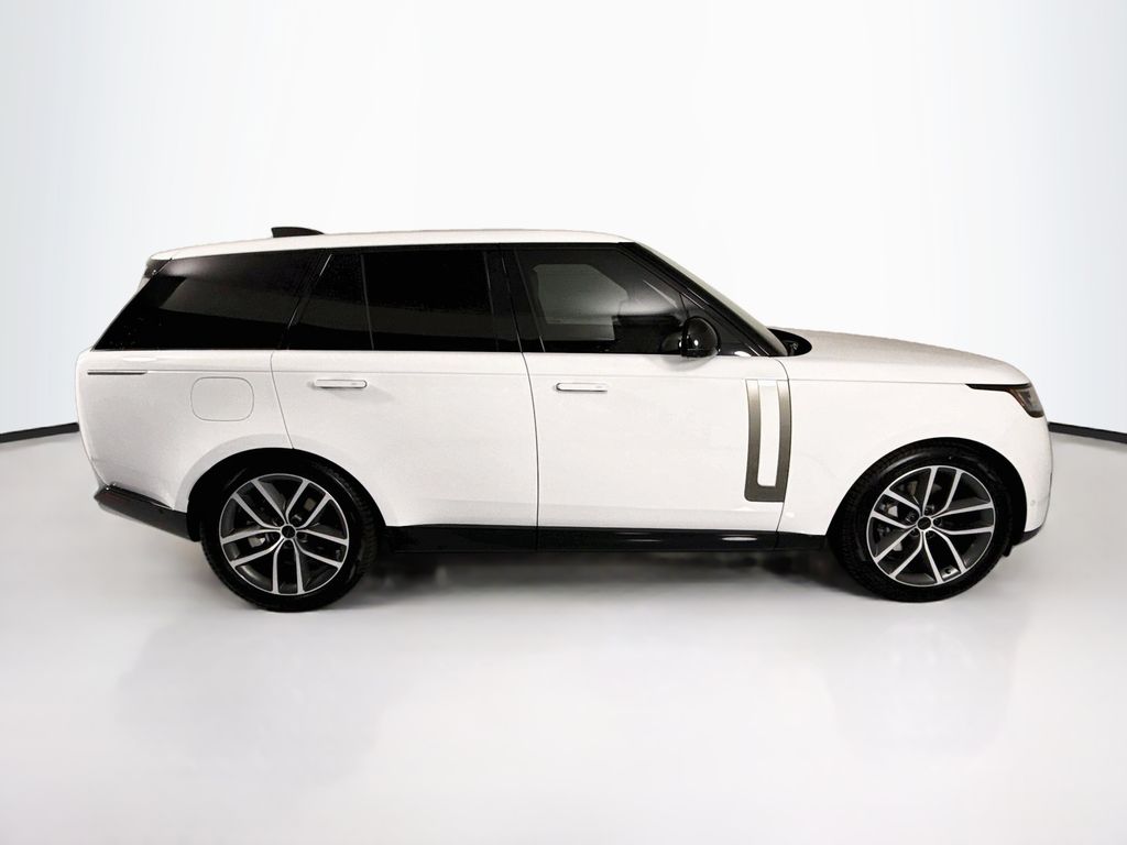 Thumbnail: 2026 Land Rover Range Rover - 4