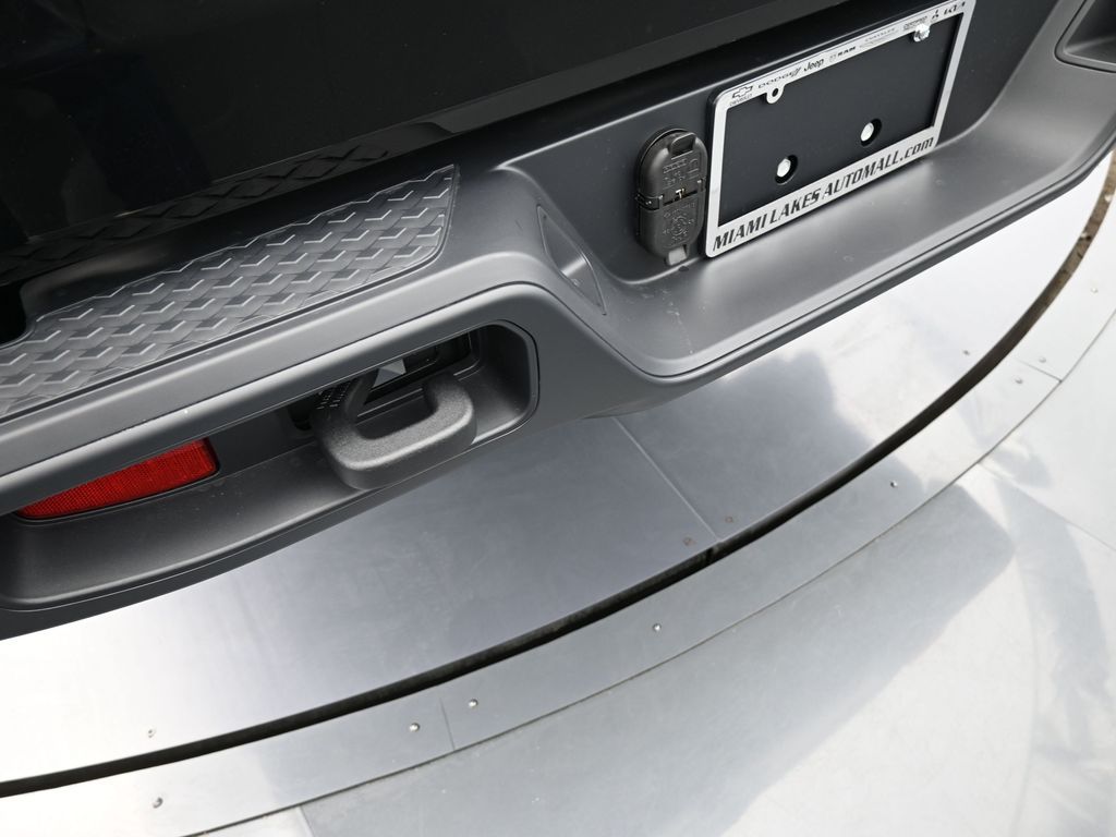 New 2026 black clearcoat Jeep Sport image 33