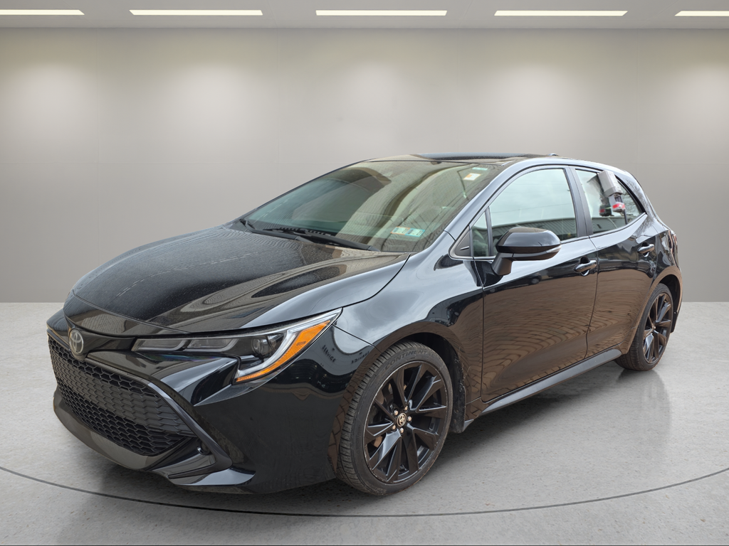 2020 Toyota Corolla Hatchback SE Nightshade Edition - 0