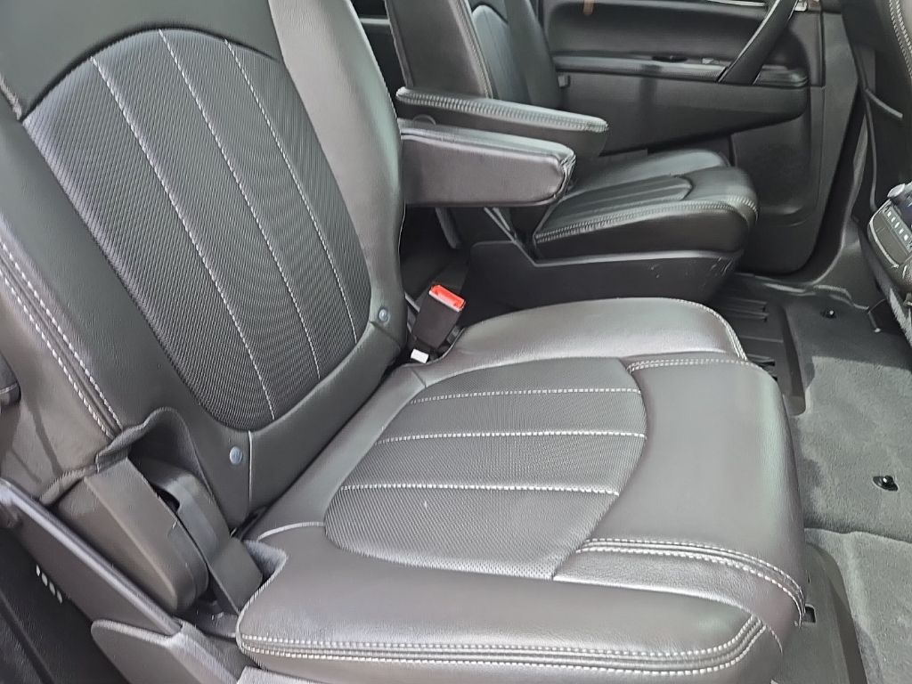 2017 Buick Enclave Premium 28