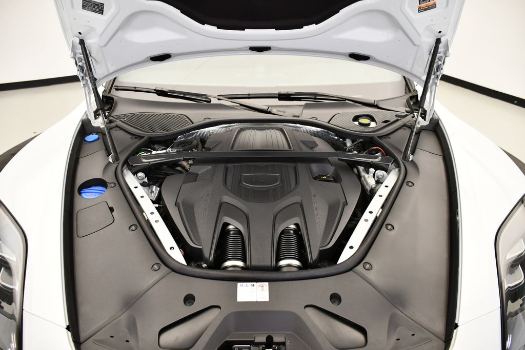 Thumbnail: 2024 Porsche Panamera - 12